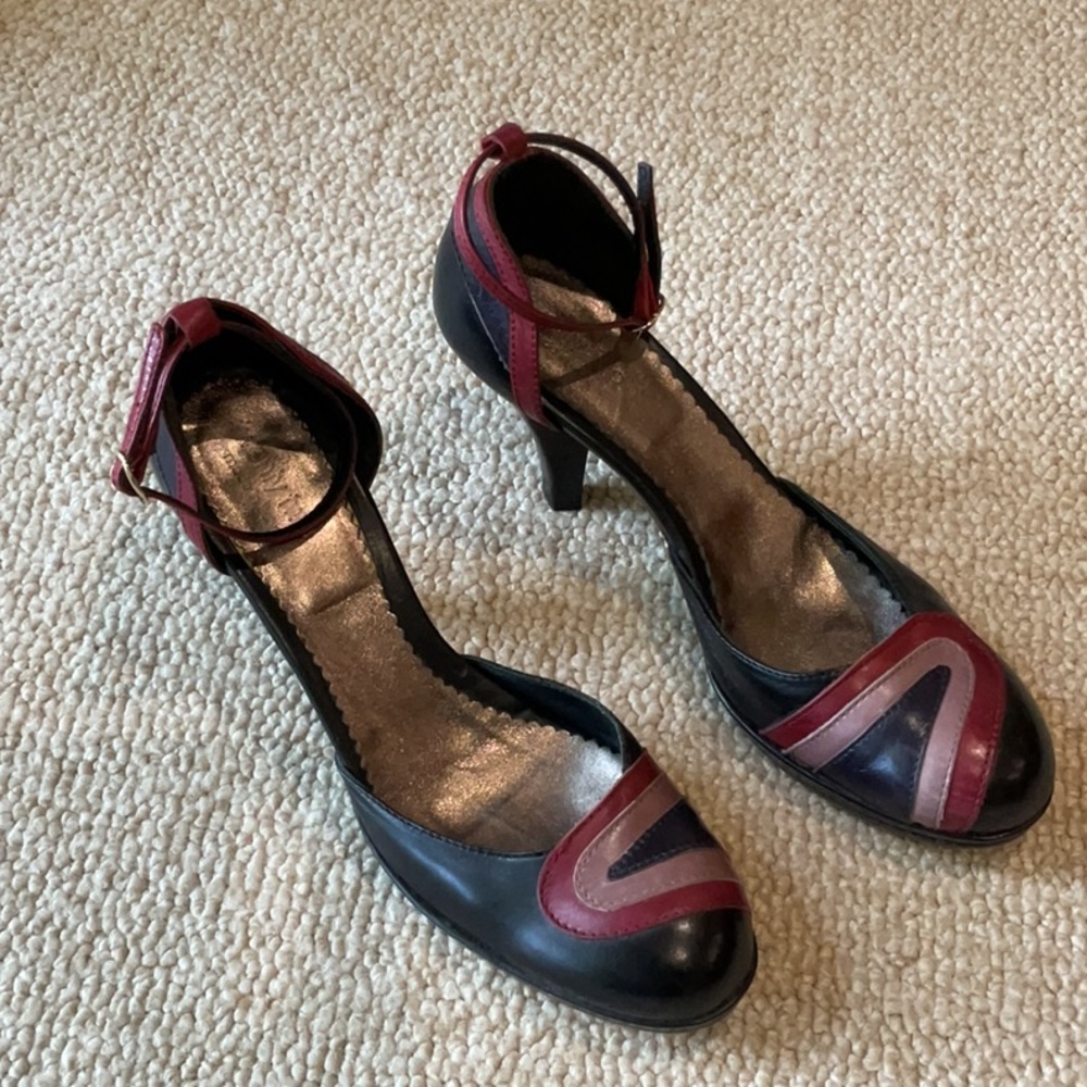 Vero Cuoio Heels